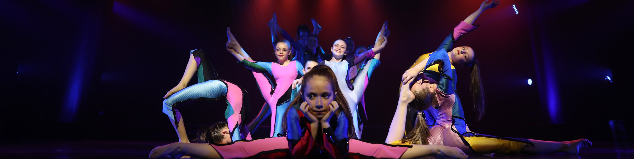 Qidigo — La Troupe Madilhut — Gymnastique 